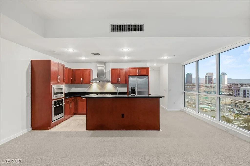 4575 Dean Martin, Las Vegas, NV 89103