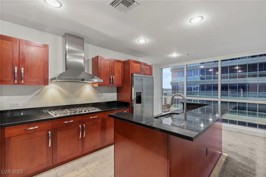 4575 Dean Martin, Las Vegas, NV 89103