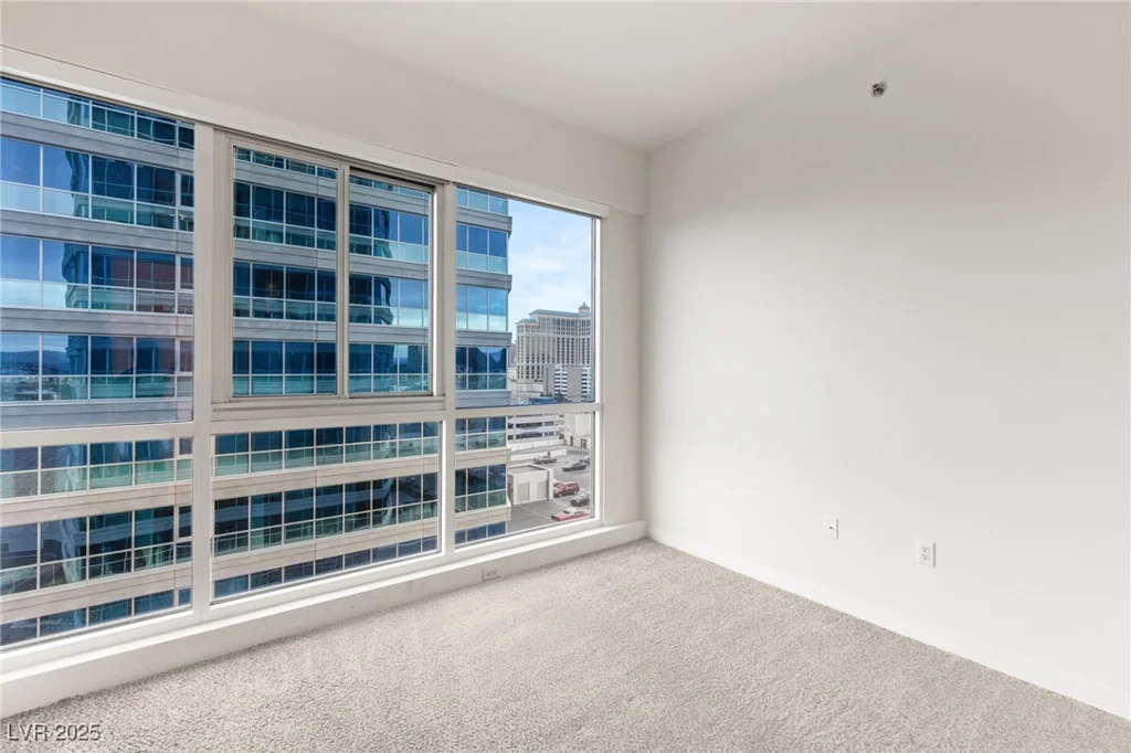 4575 Dean Martin, Las Vegas, NV 89103