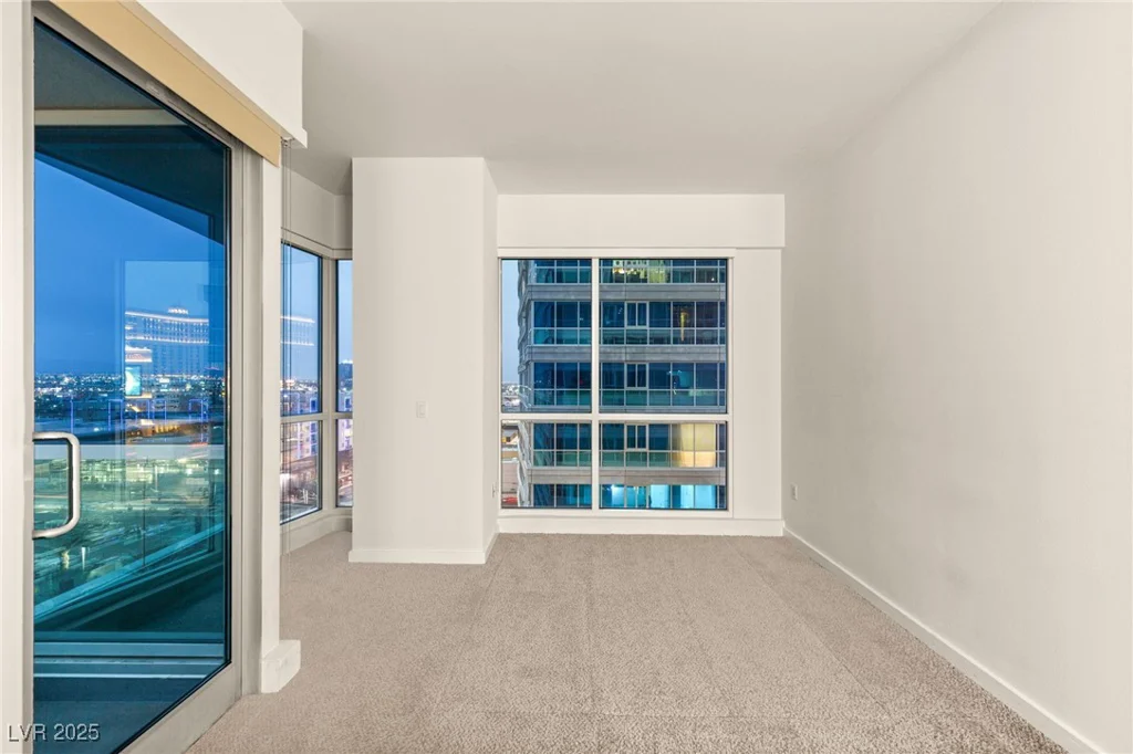 4575 Dean Martin, Las Vegas, NV 89103