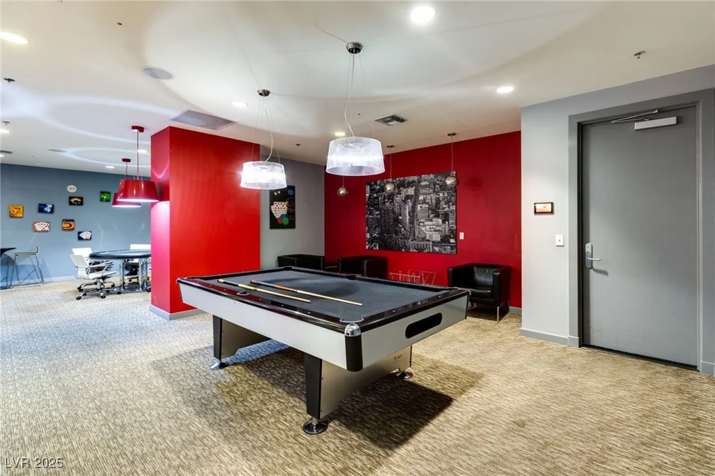 4575 Dean Martin, Las Vegas, NV 89103