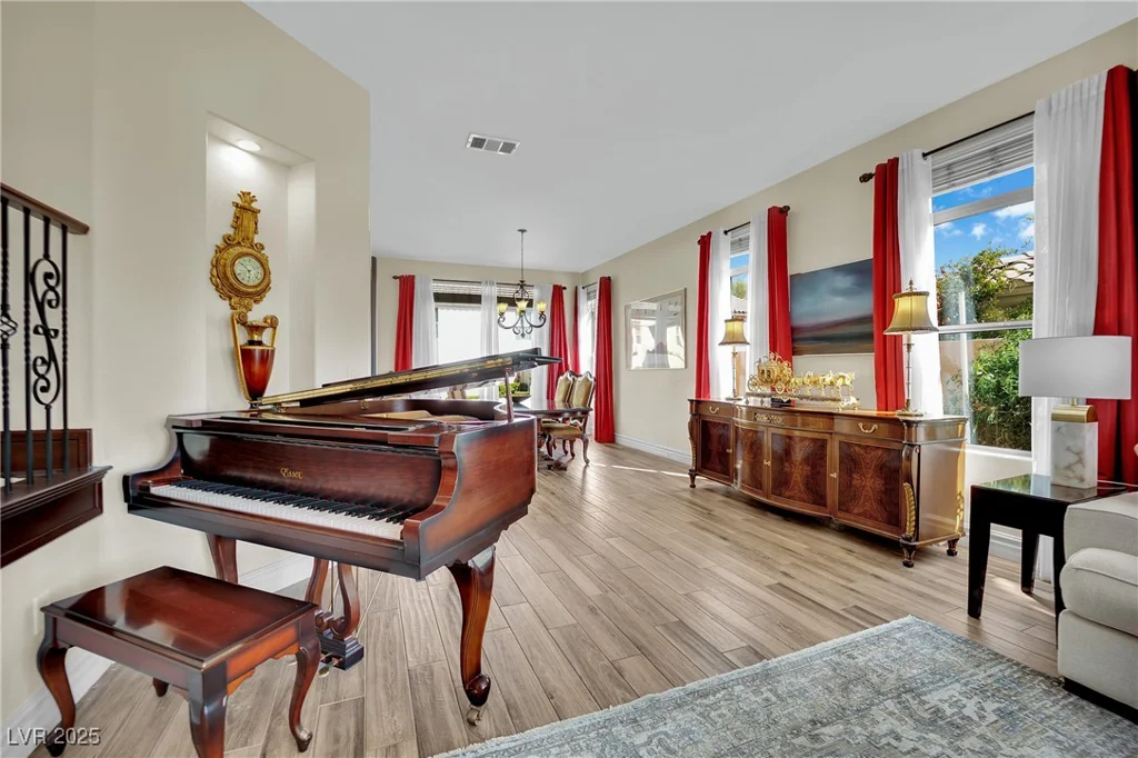 296 Brushy Creek, Las Vegas, NV 89148