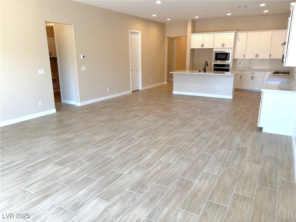 10233 Tumbaga, Las Vegas, NV 89183