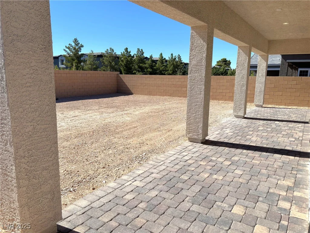 10233 Tumbaga, Las Vegas, NV 89183