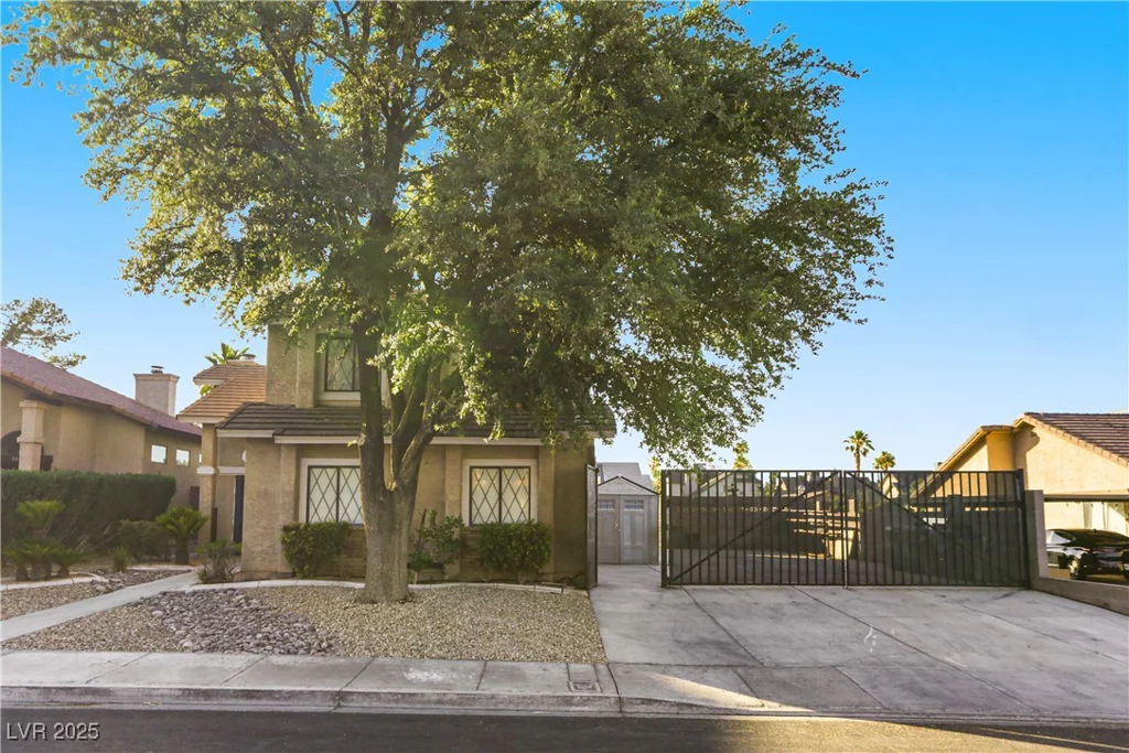 3258 Del Marino, Las Vegas, NV 89121