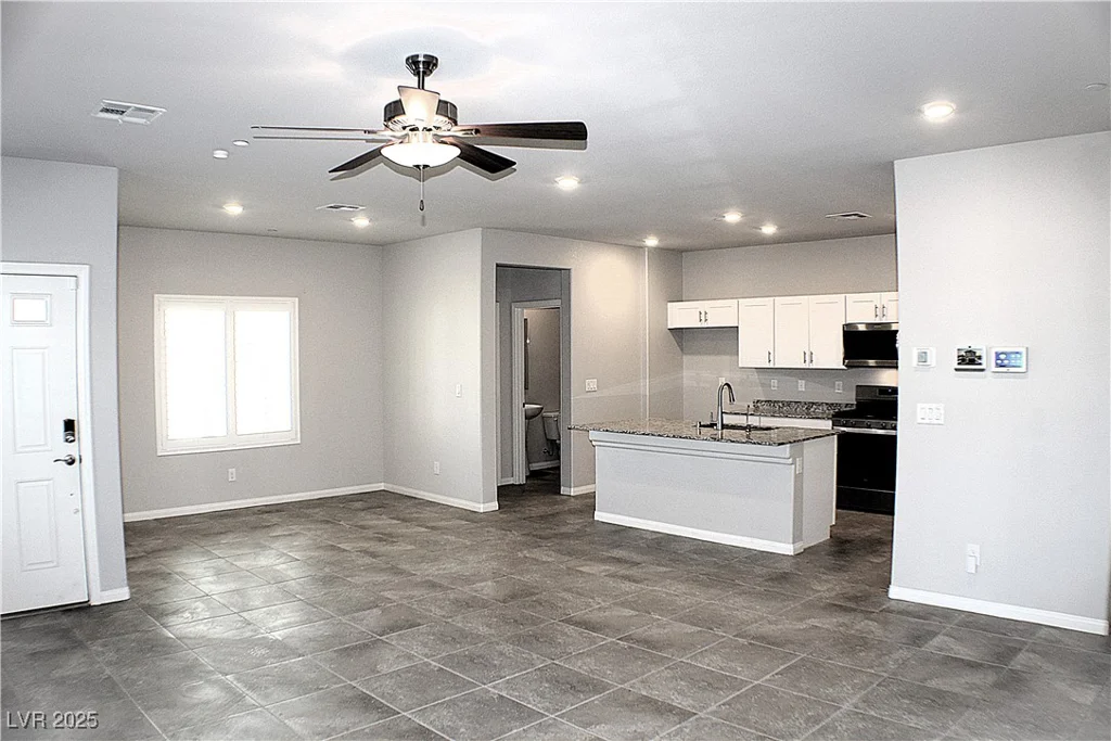 12800 Oceano Dunes, Henderson, NV 89044