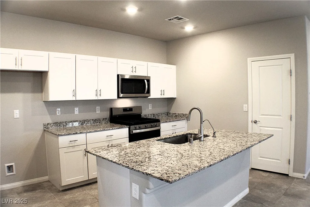 12800 Oceano Dunes, Henderson, NV 89044