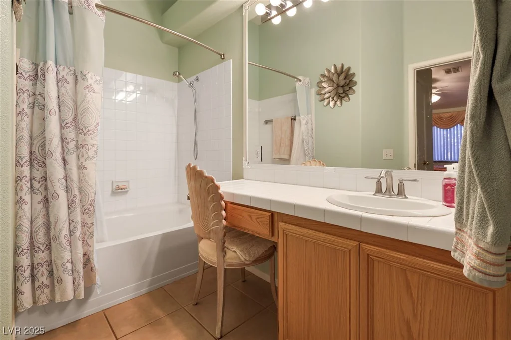 2110 Los Feliz, Las Vegas, NV 89156