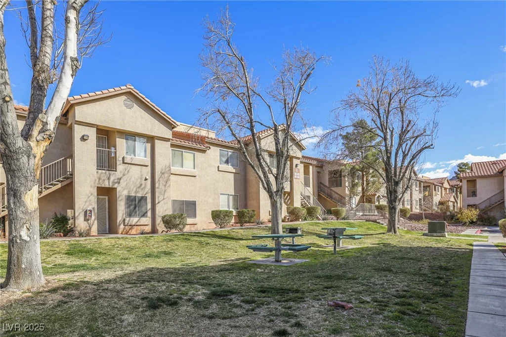 2110 Los Feliz, Las Vegas, NV 89156