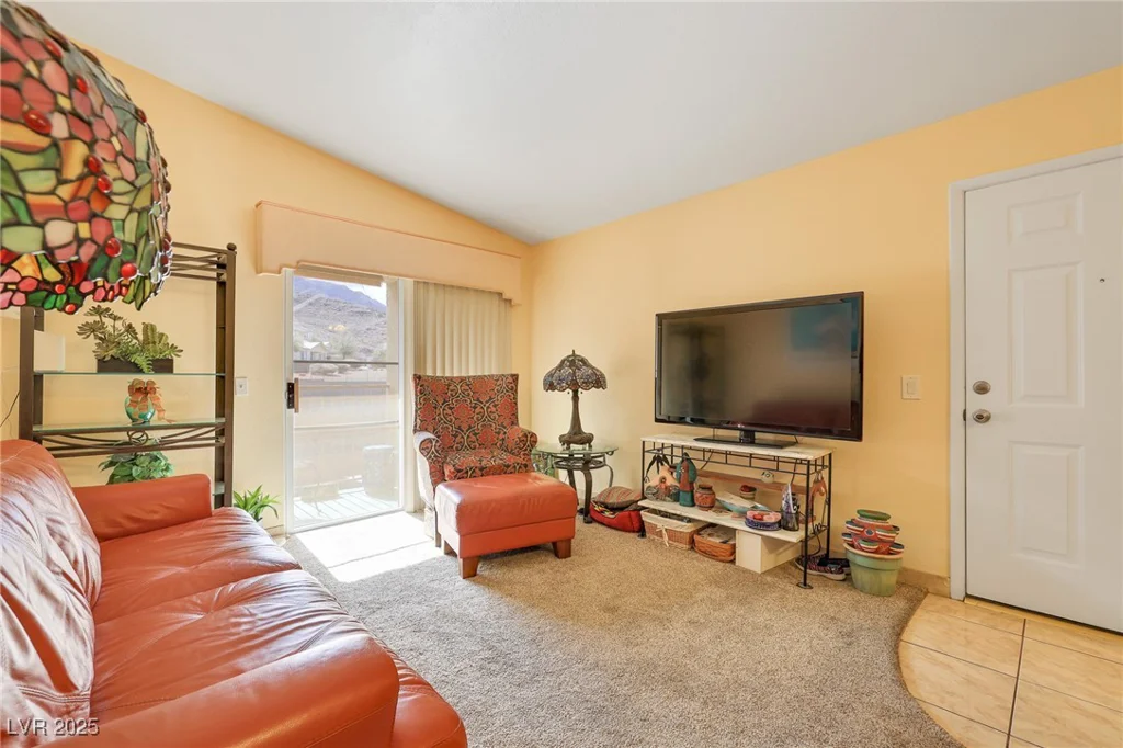 2110 Los Feliz, Las Vegas, NV 89156