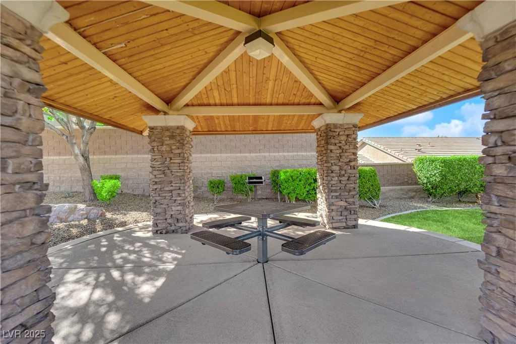 2709 Rue Montpellier, Henderson, NV 89044