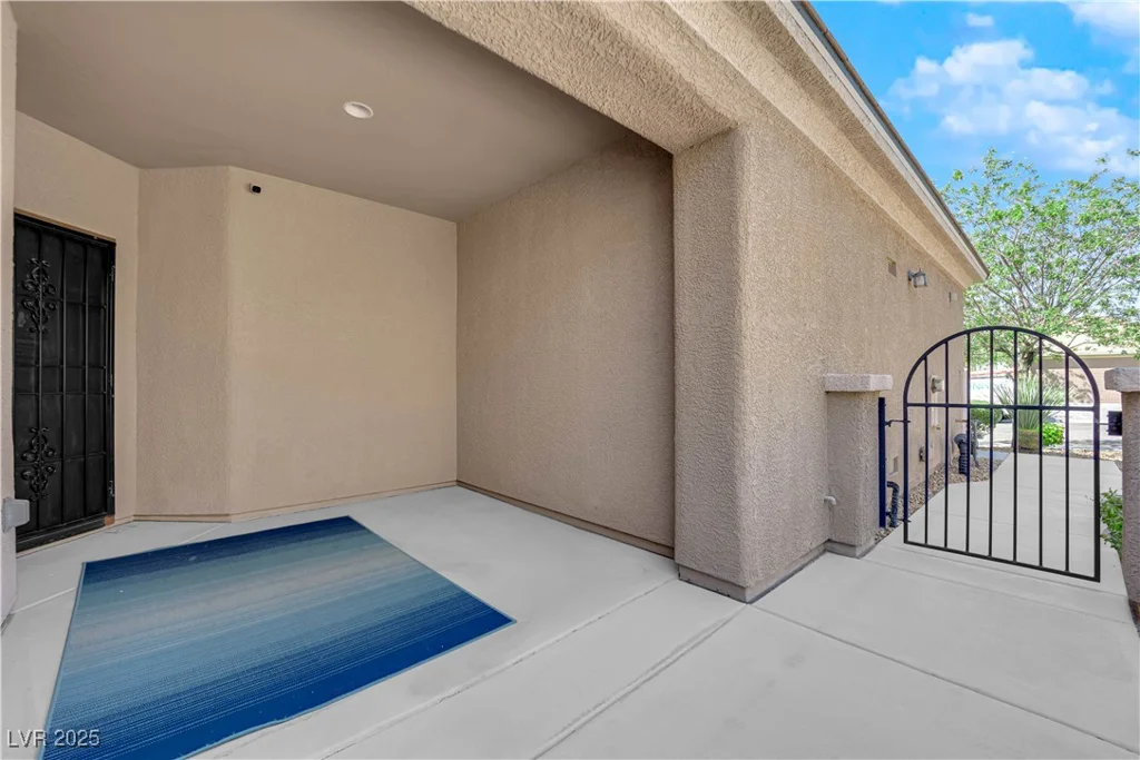 2709 Rue Montpellier, Henderson, NV 89044