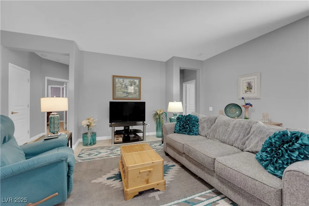 2709 Rue Montpellier, Henderson, NV 89044