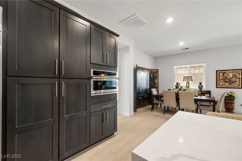 135 Barnett Crest, Henderson, NV 89015