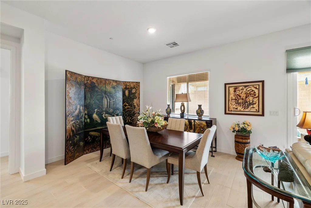135 Barnett Crest, Henderson, NV 89015