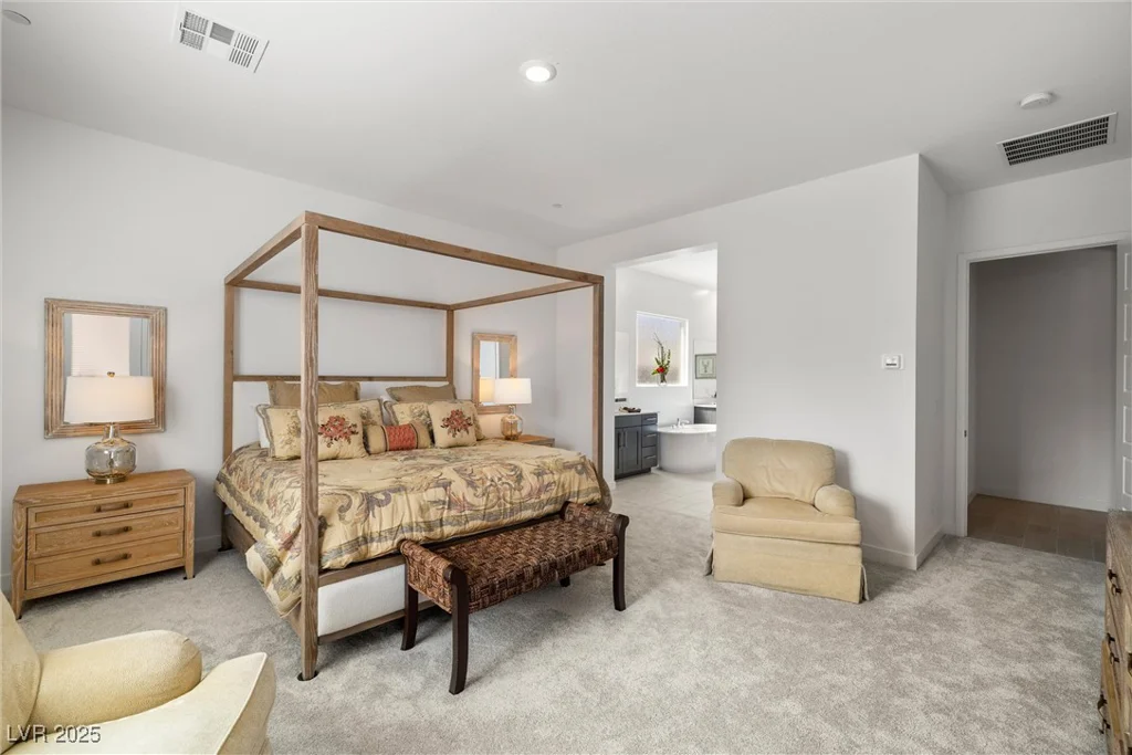 135 Barnett Crest, Henderson, NV 89015