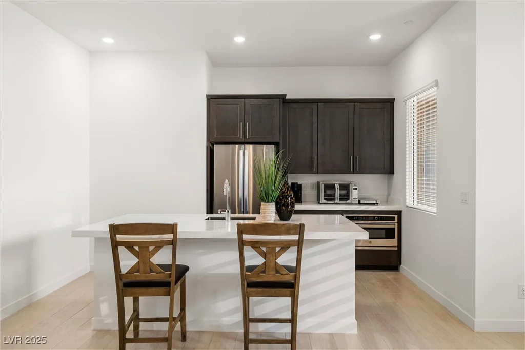 135 Barnett Crest, Henderson, NV 89015