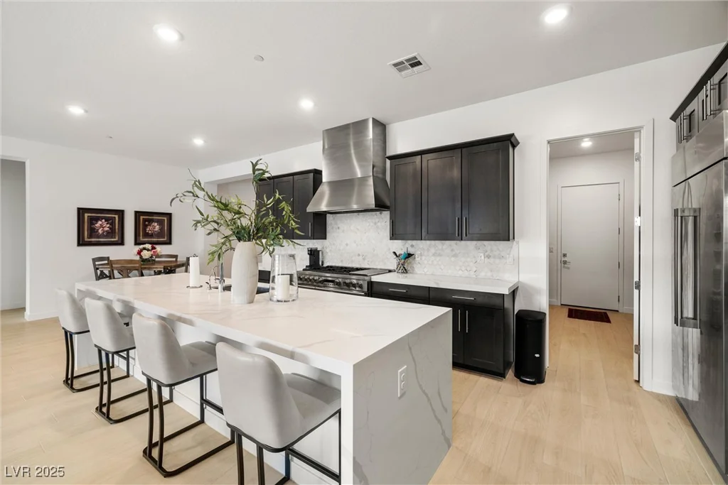 135 Barnett Crest, Henderson, NV 89015