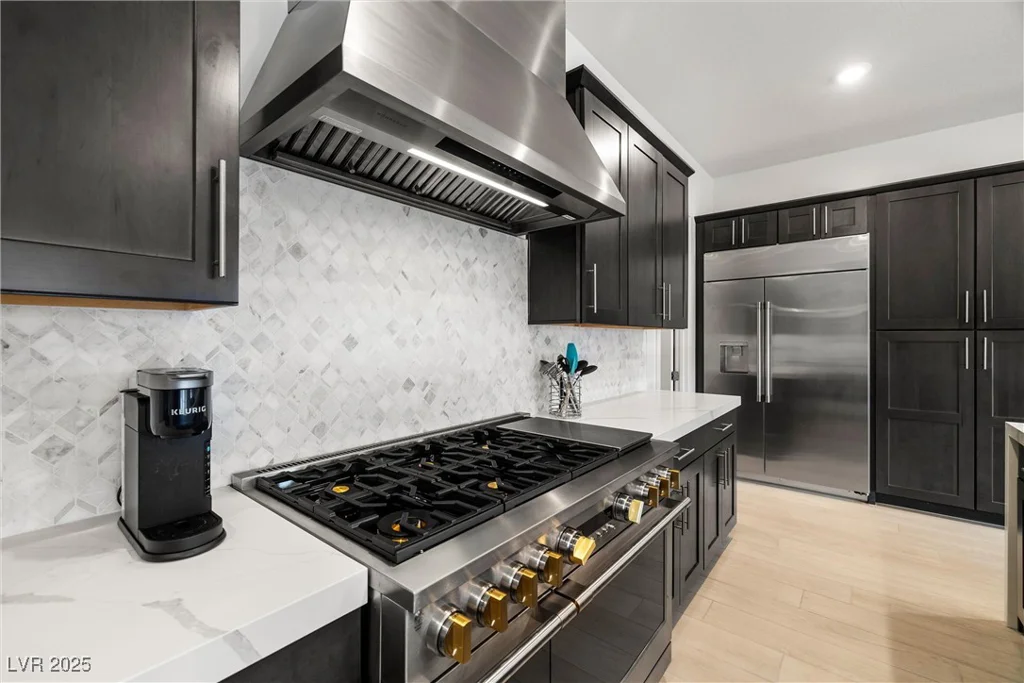 135 Barnett Crest, Henderson, NV 89015