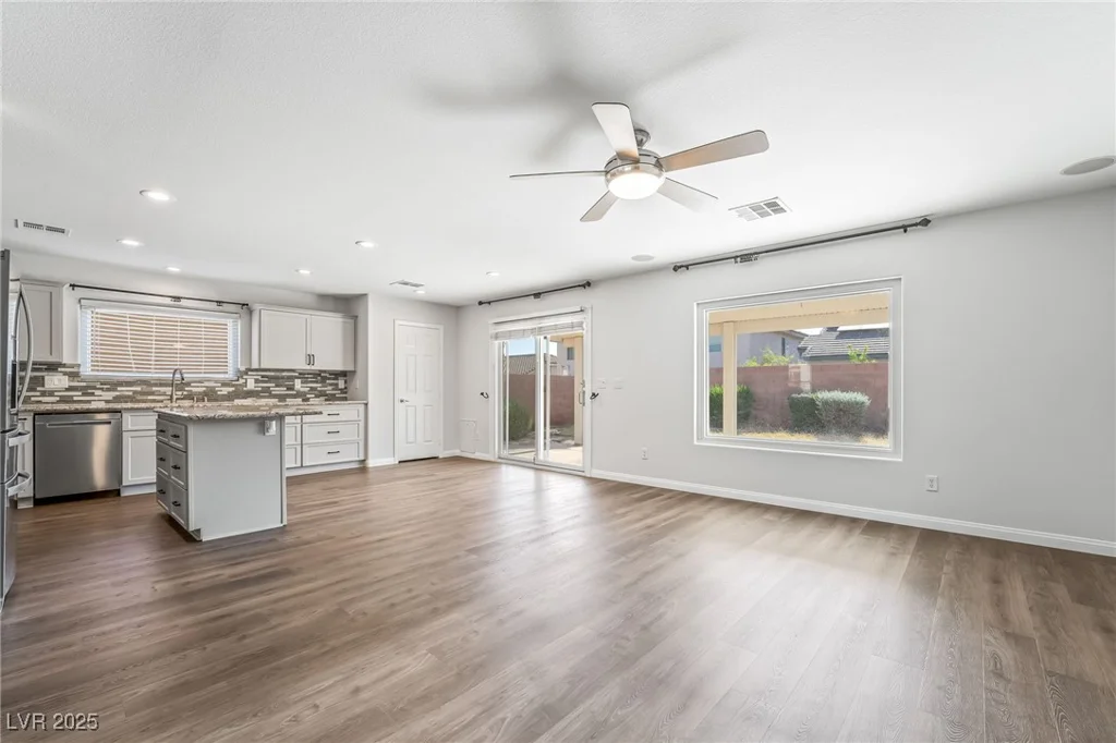 206 Lynbrook, Henderson, NV 89012
