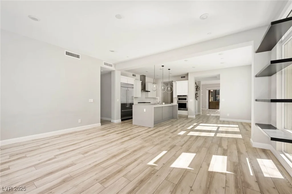 11280 GRANITE RIDGE, Las Vegas, NV 89135