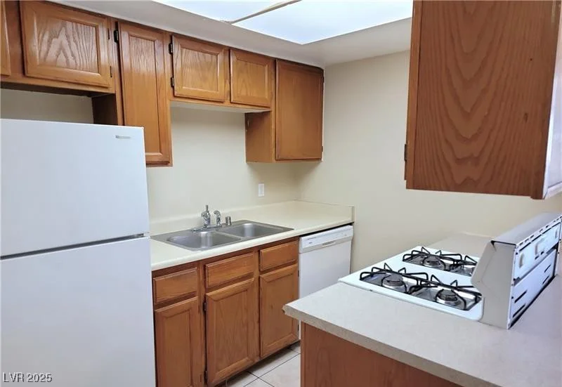 530 Sellers, Henderson, NV 89011