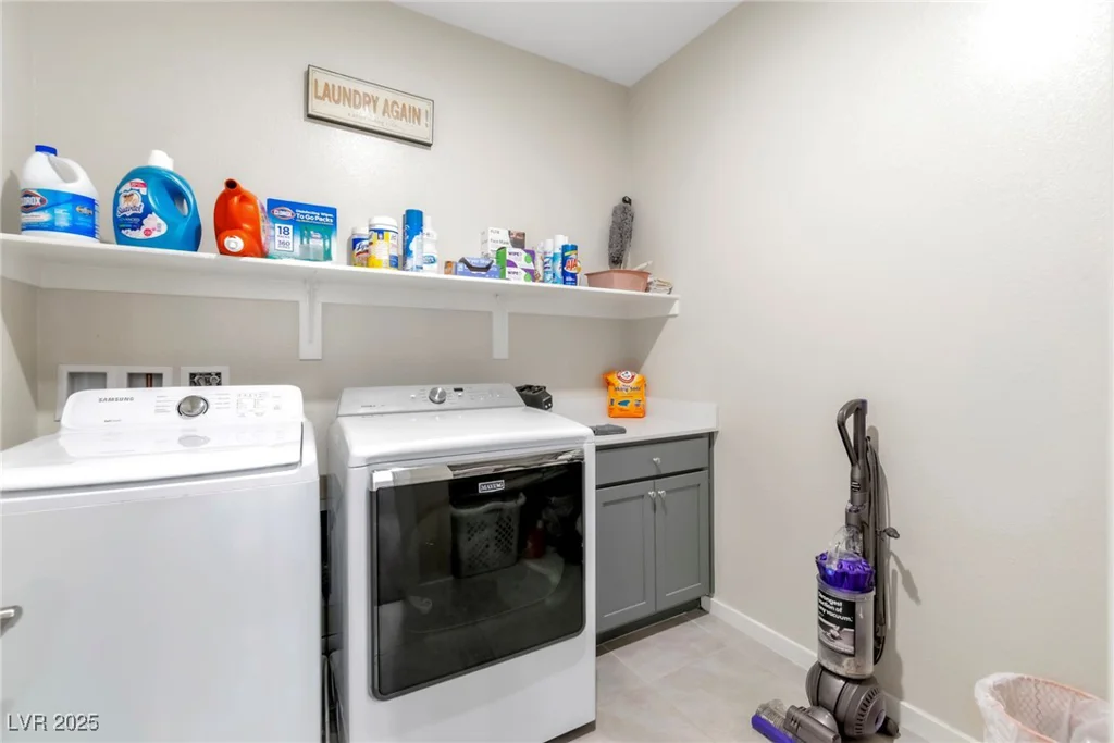 9675 Bold Skye, Las Vegas, NV 89166
