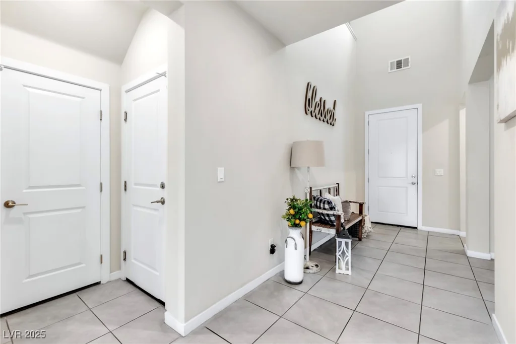 9675 Bold Skye, Las Vegas, NV 89166