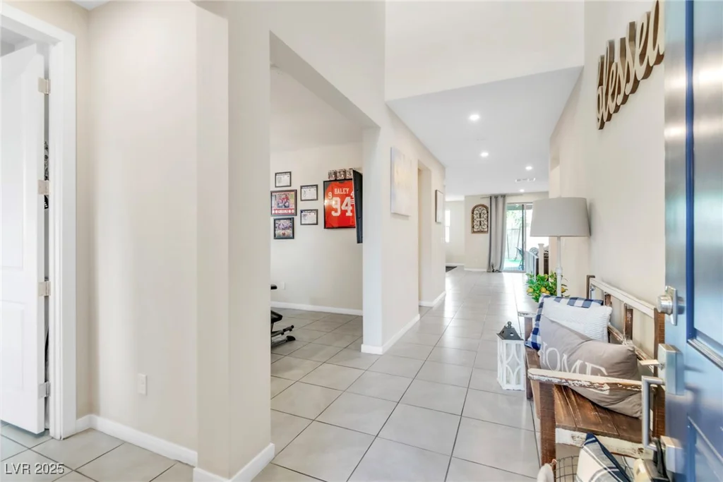 9675 Bold Skye, Las Vegas, NV 89166