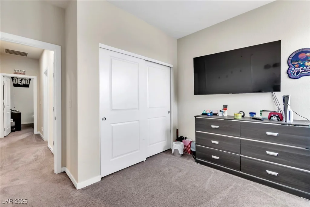 9675 Bold Skye, Las Vegas, NV 89166