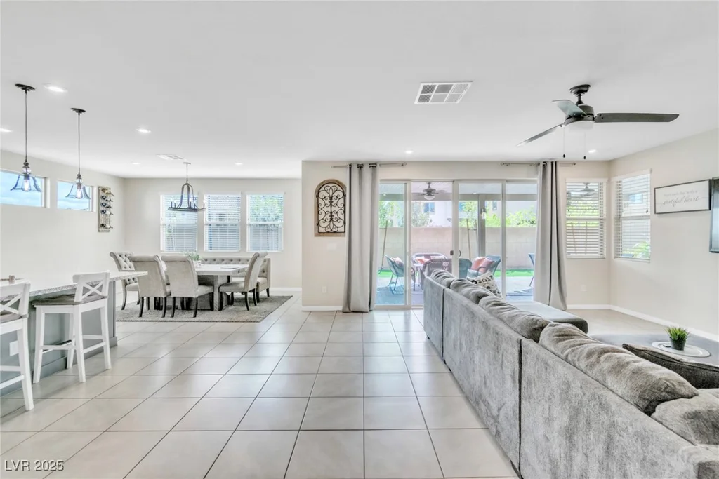 9675 Bold Skye, Las Vegas, NV 89166