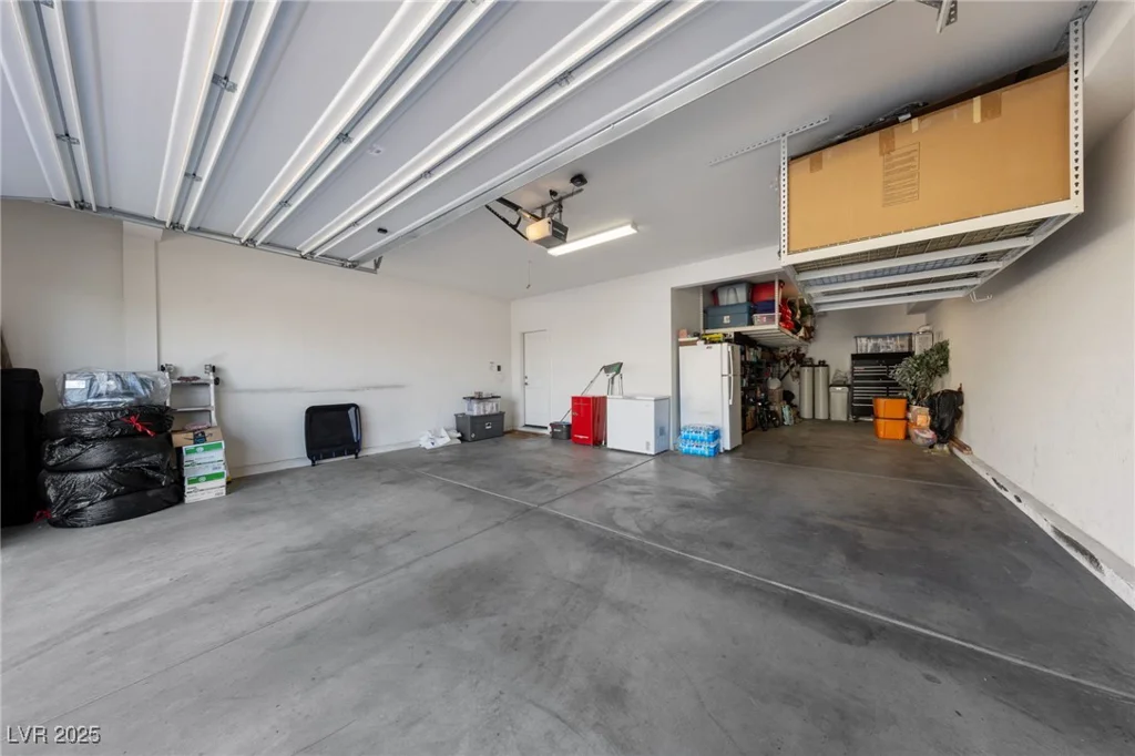 9675 Bold Skye, Las Vegas, NV 89166