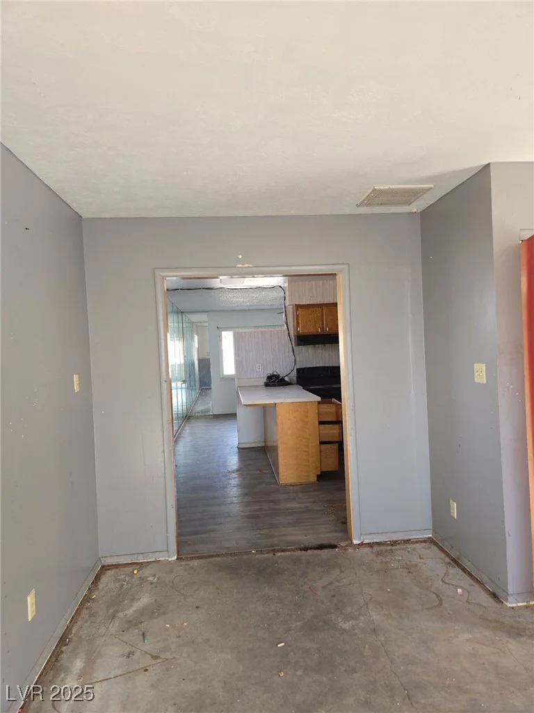 2481 San Marcos, Las Vegas, NV 89115