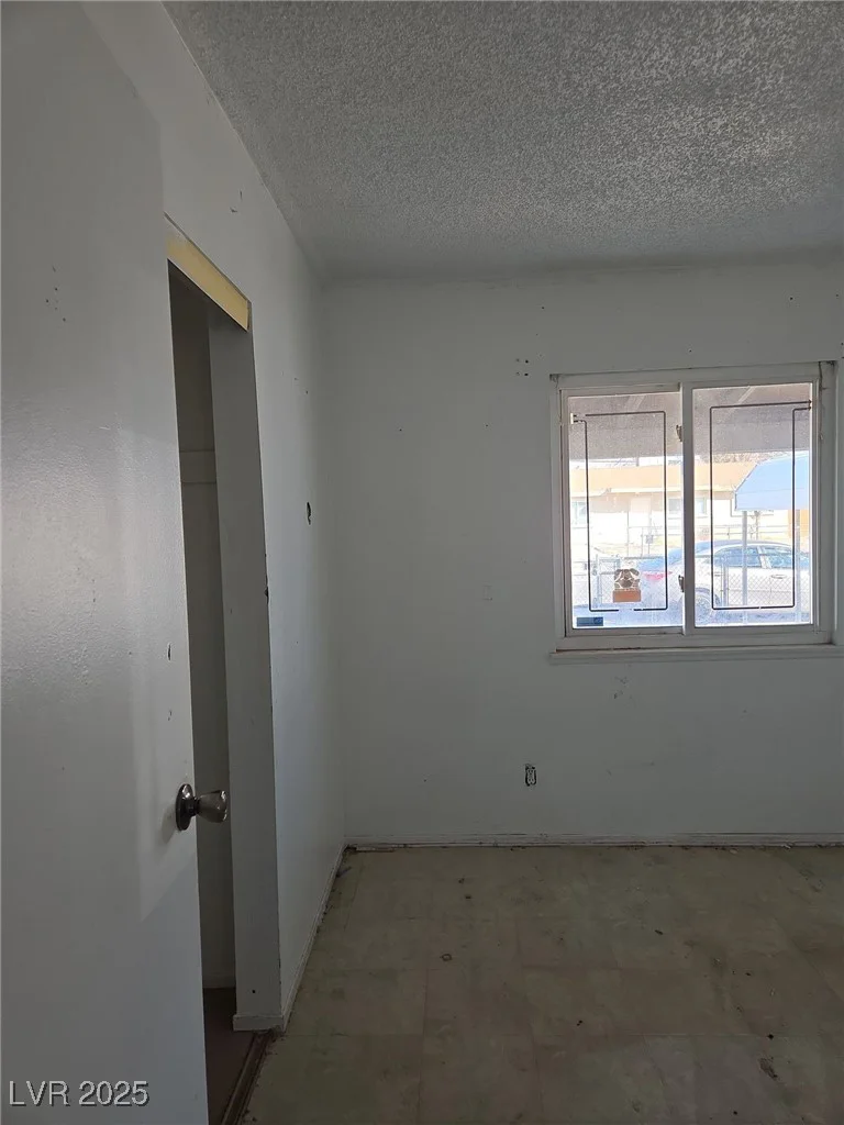 2481 San Marcos, Las Vegas, NV 89115