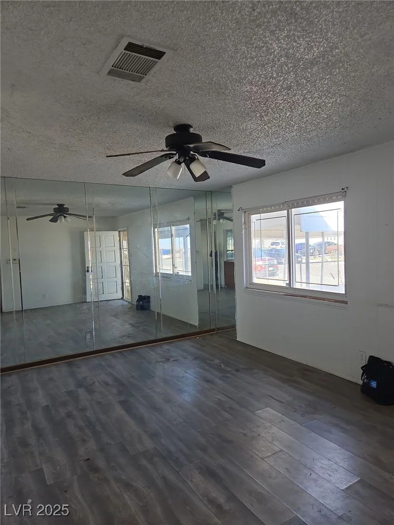 2481 San Marcos, Las Vegas, NV 89115