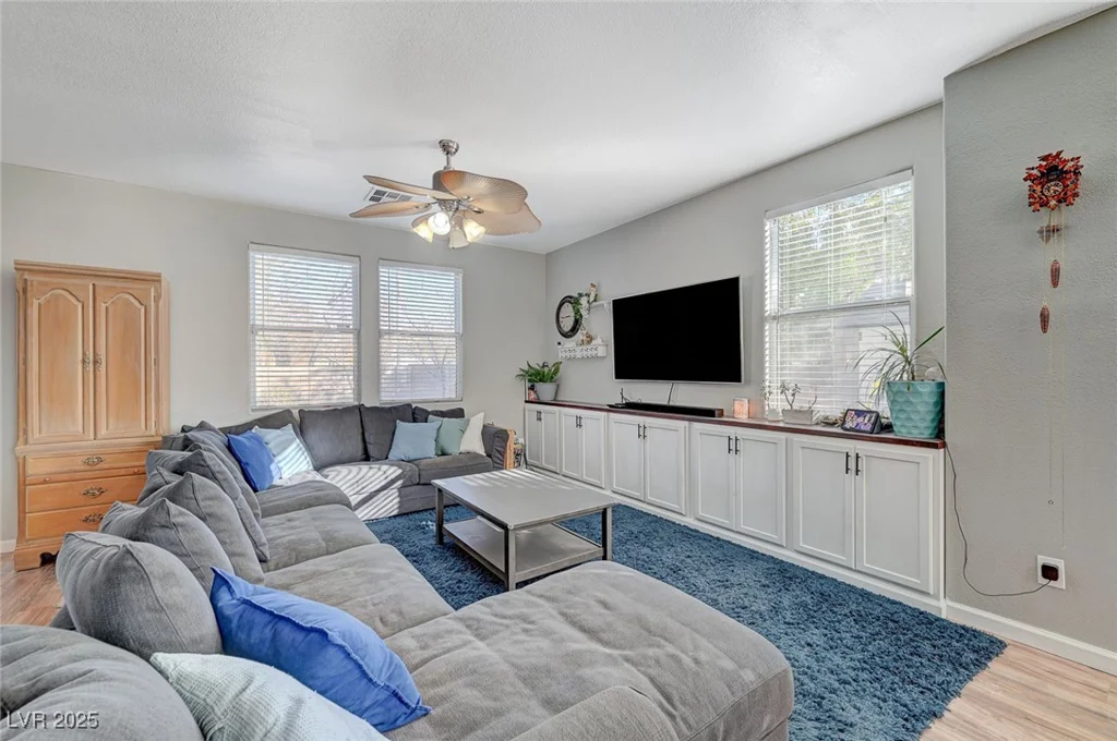 6104 Talbot Springs, North Las Vegas, NV 89081
