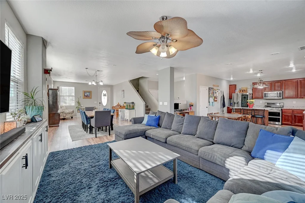 6104 Talbot Springs, North Las Vegas, NV 89081
