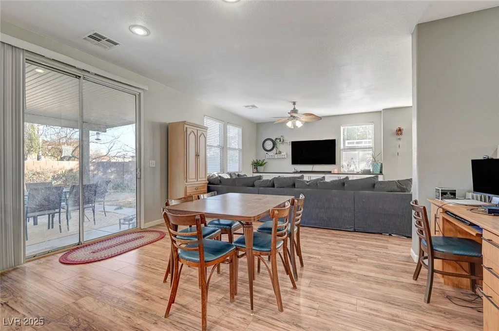 6104 Talbot Springs, North Las Vegas, NV 89081