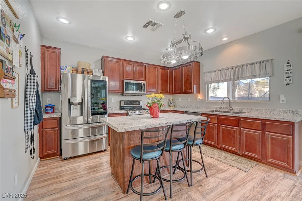 6104 Talbot Springs, North Las Vegas, NV 89081