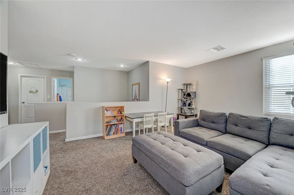 6104 Talbot Springs, North Las Vegas, NV 89081