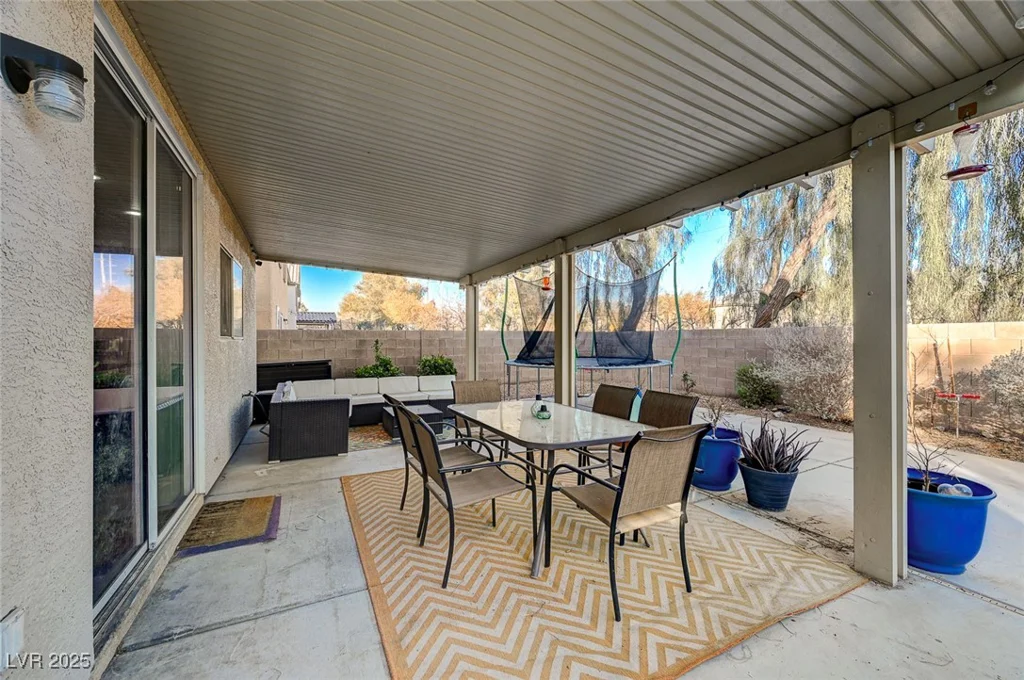 6104 Talbot Springs, North Las Vegas, NV 89081