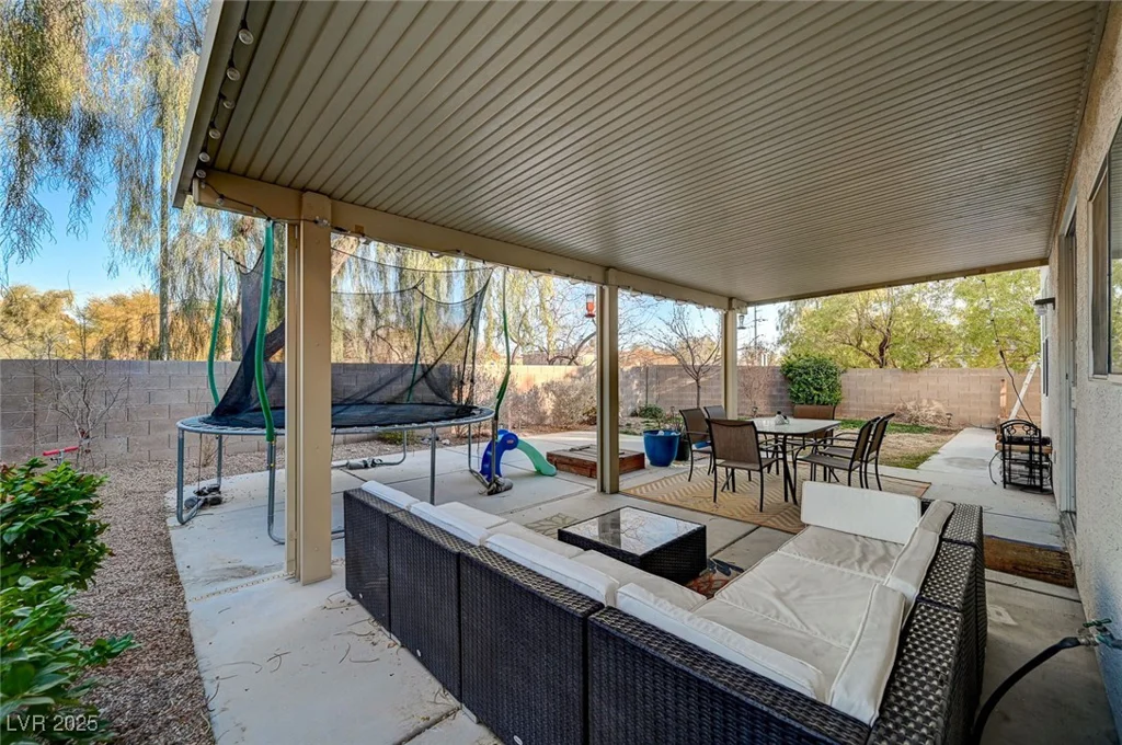 6104 Talbot Springs, North Las Vegas, NV 89081