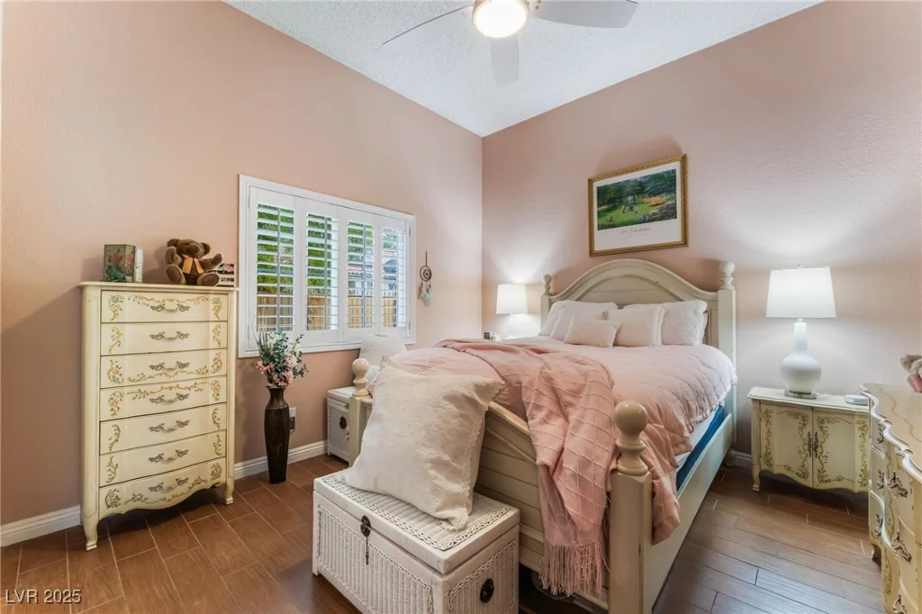 5528 Apache Wells, Las Vegas, NV 89130