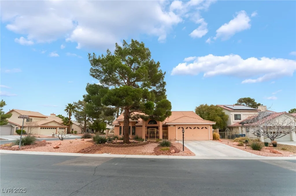 5528 Apache Wells, Las Vegas, NV 89130