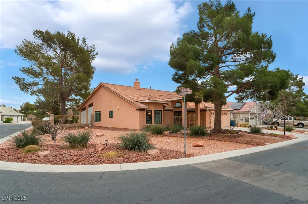 5528 Apache Wells, Las Vegas, NV 89130