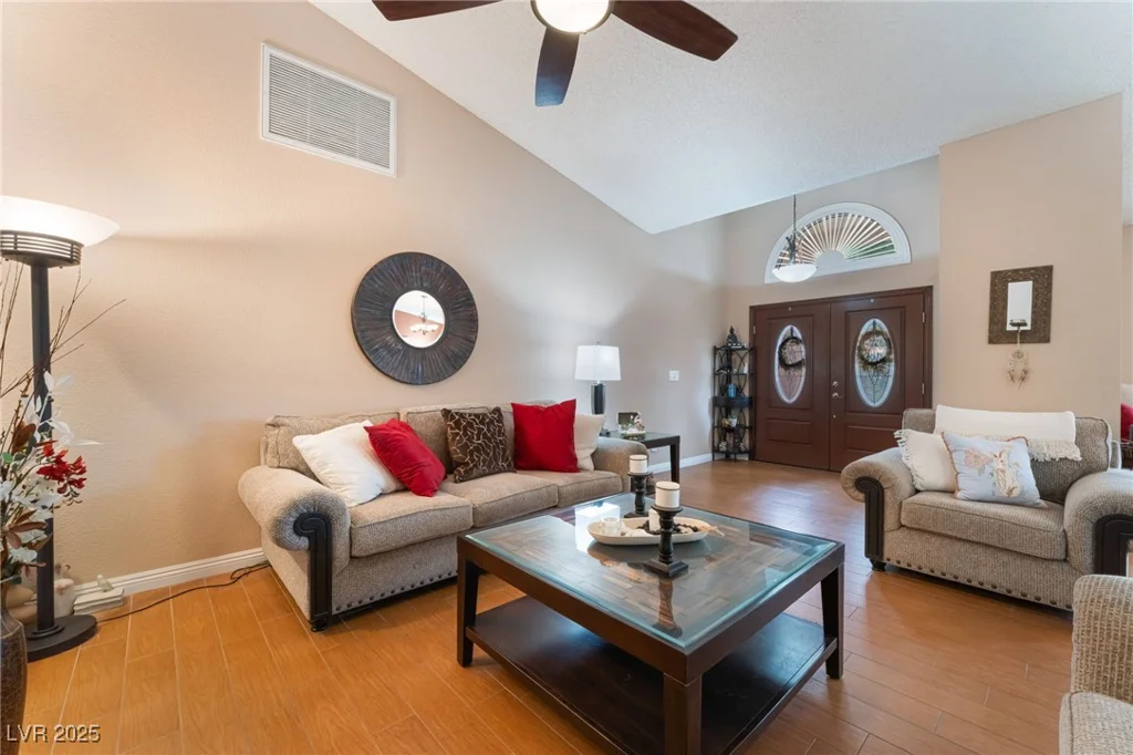 5528 Apache Wells, Las Vegas, NV 89130