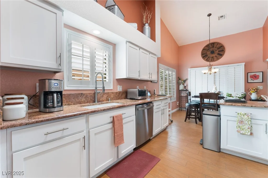 5528 Apache Wells, Las Vegas, NV 89130