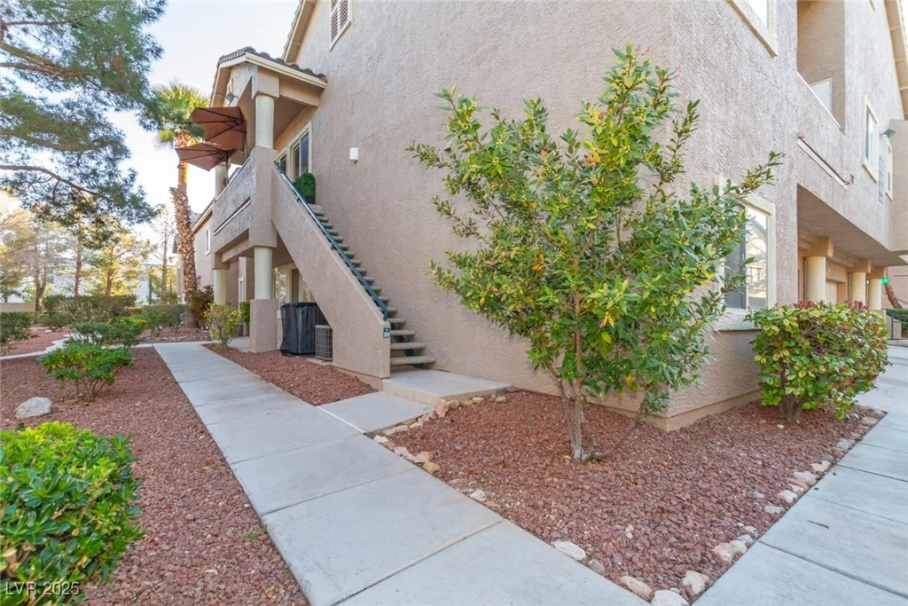 2152 Turquoise Ridge, Las Vegas, NV 89117