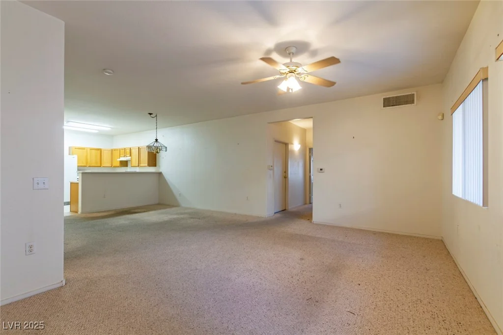 2152 Turquoise Ridge, Las Vegas, NV 89117