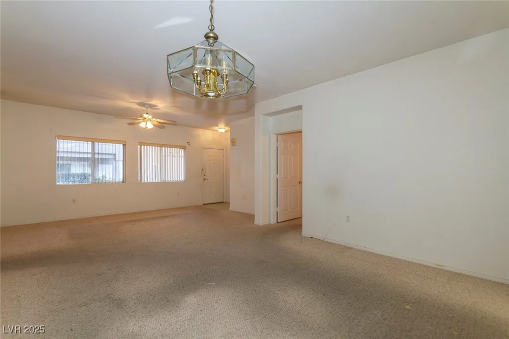 2152 Turquoise Ridge, Las Vegas, NV 89117